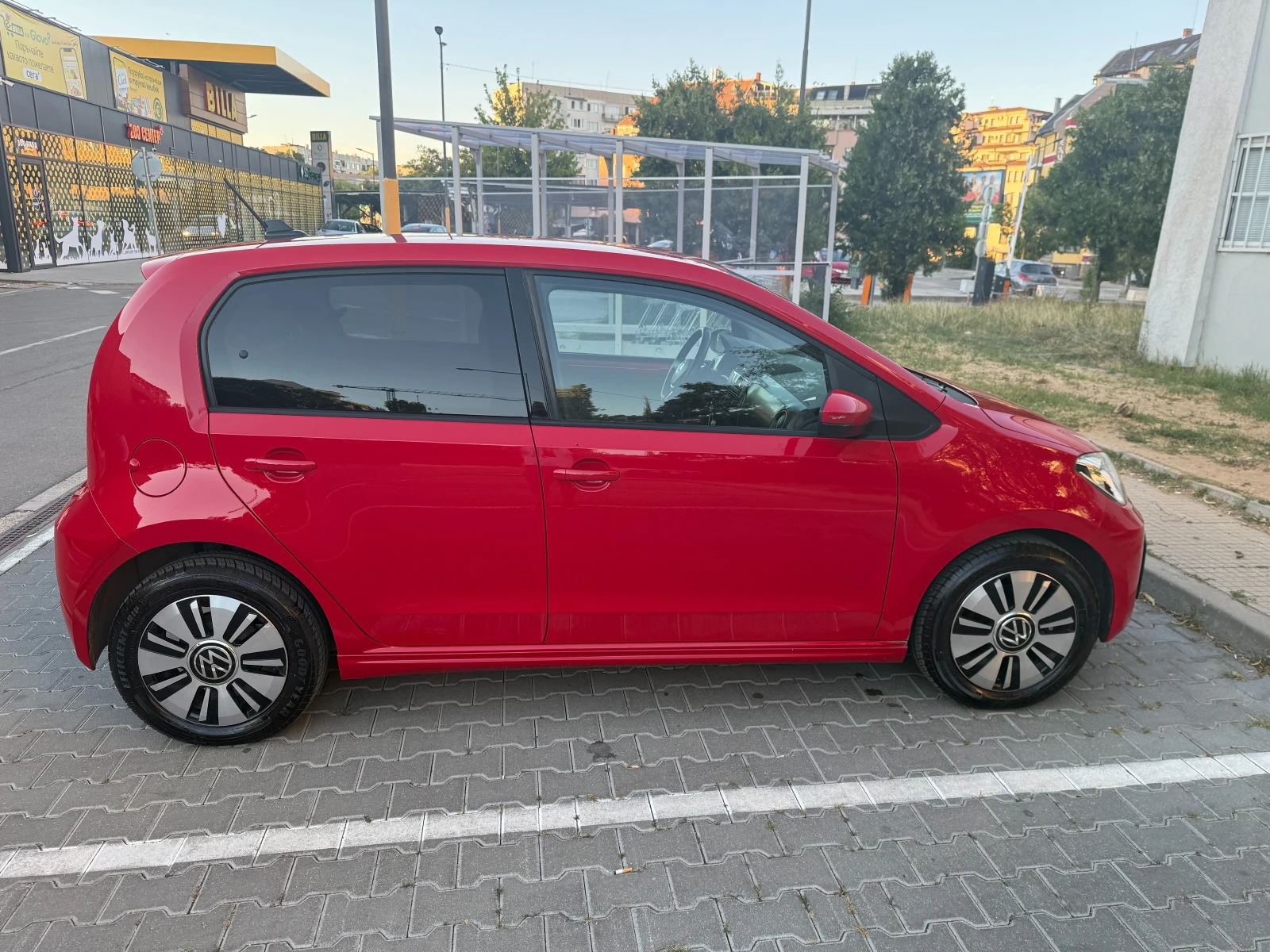 VW Up, снимка 2 - Автомобили и джипове - 56205901