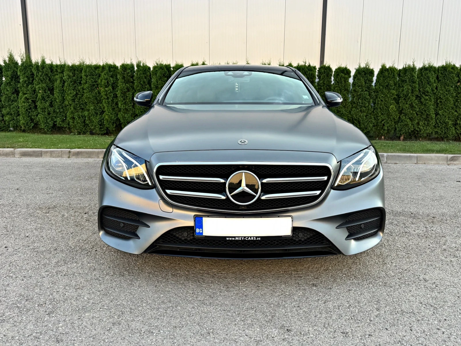 Mercedes-Benz E 220 d AMG-line/9G/Shadow line/88000км/1-ви собственик, снимка 2 - Автомобили и джипове - 56220596