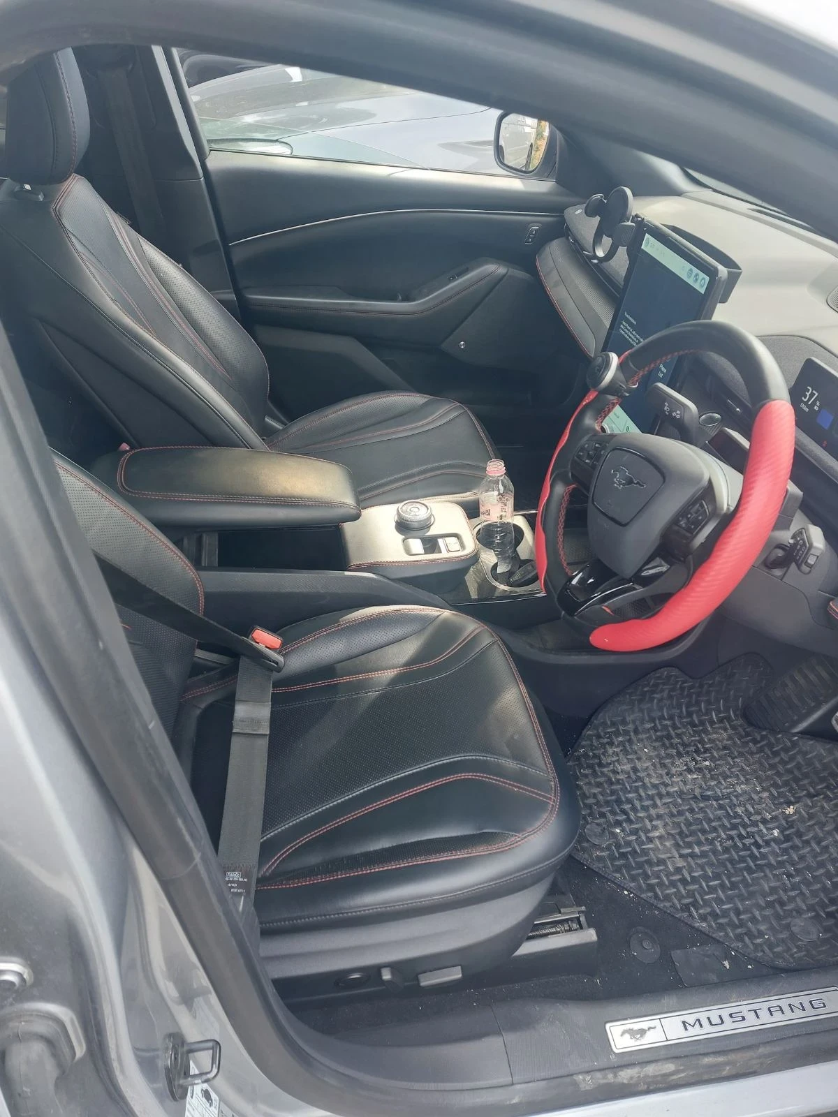 Ford Mustang Mach-E, снимка 9 - Автомобили и джипове - 56517097
