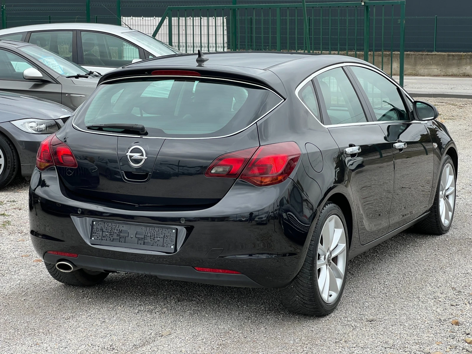 Opel Astra 1.4 Turbo, снимка 4 - Автомобили и джипове - 56748295