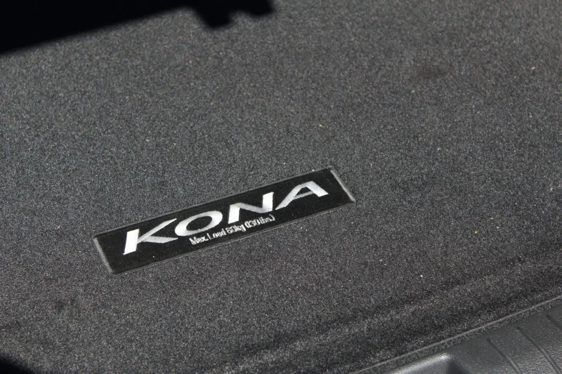 Hyundai Kona 1.6 T Limited, снимка 17 - Автомобили и джипове - 50219116