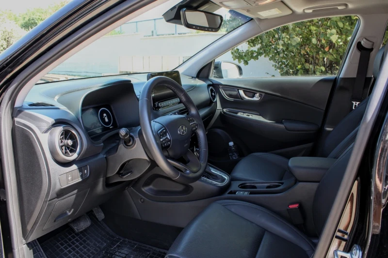 Hyundai Kona 1.6 T Limited, снимка 14 - Автомобили и джипове - 50219116