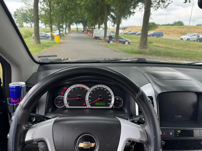 Chevrolet Captiva, снимка 11 - Автомобили и джипове - 52503830