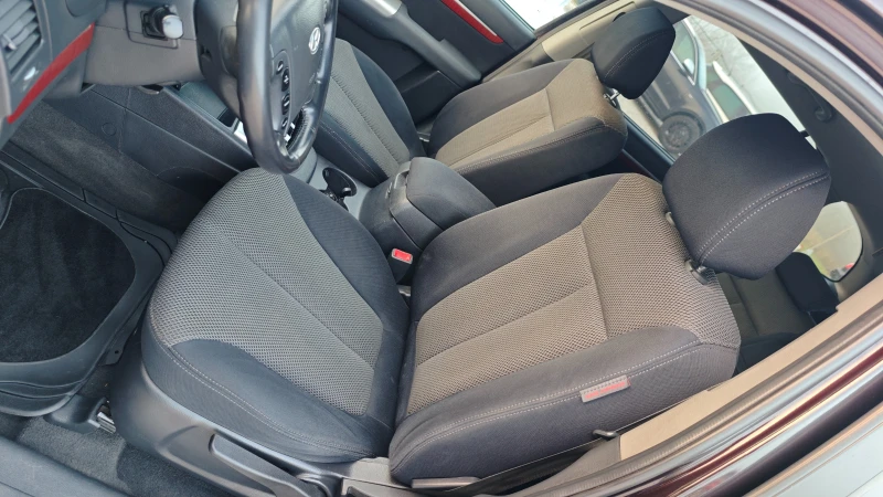 Hyundai Santa fe 7МЕСТА/ВСИЧКО ПЛАТЕНО/ОБСЛУЖЕН/NAV/KAM/USB, снимка 16 - Автомобили и джипове - 52740611
