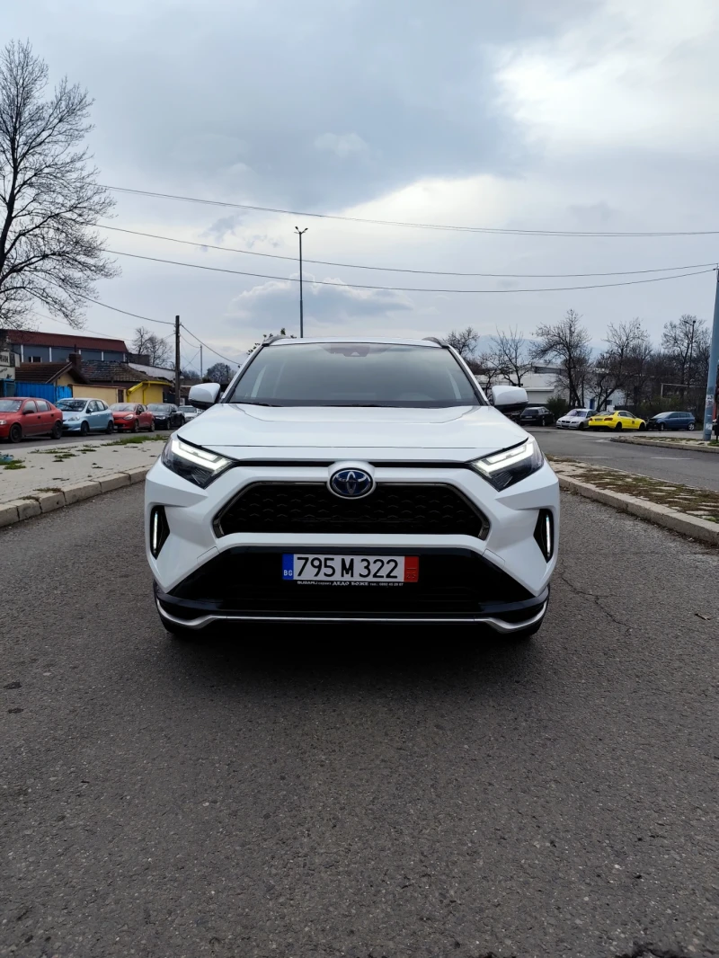 Toyota Rav4 XSE plug in hybrid , снимка 2 - Автомобили и джипове - 52885817