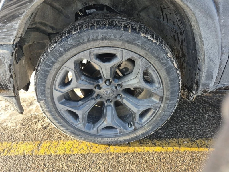 Dodge RAM 1500 * LIMITED CREW CAB SHORT BED/360/Harmon Kardon/, снимка 6 - Автомобили и джипове - 53362731