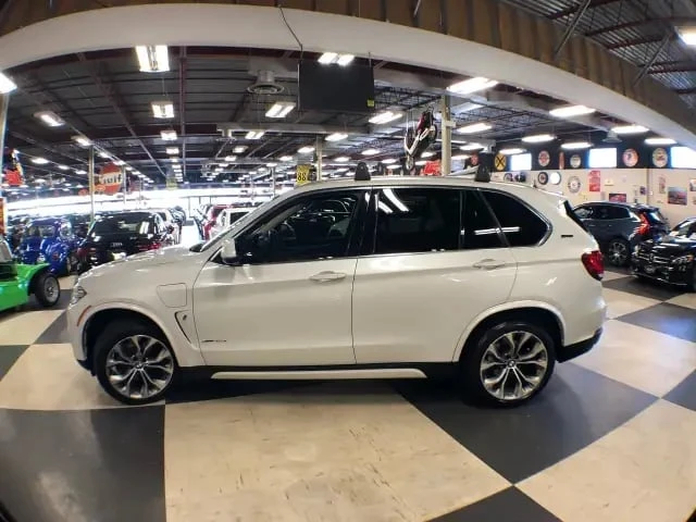 BMW X5 * xDrive40e (Plug-in Hybrid) * AWD xDrive *  - изображение 4
