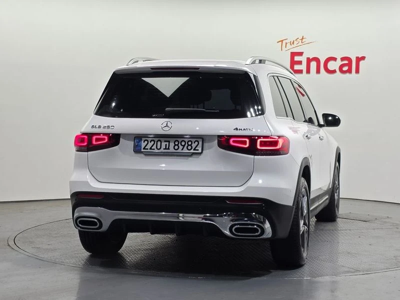 Mercedes-Benz GLB 250 2.0 260920 Automatic, снимка 4 - Автомобили и джипове - 55832563