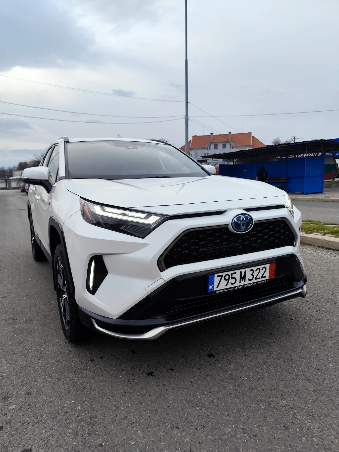 Toyota Rav4 XSE plug in hybrid , снимка 1