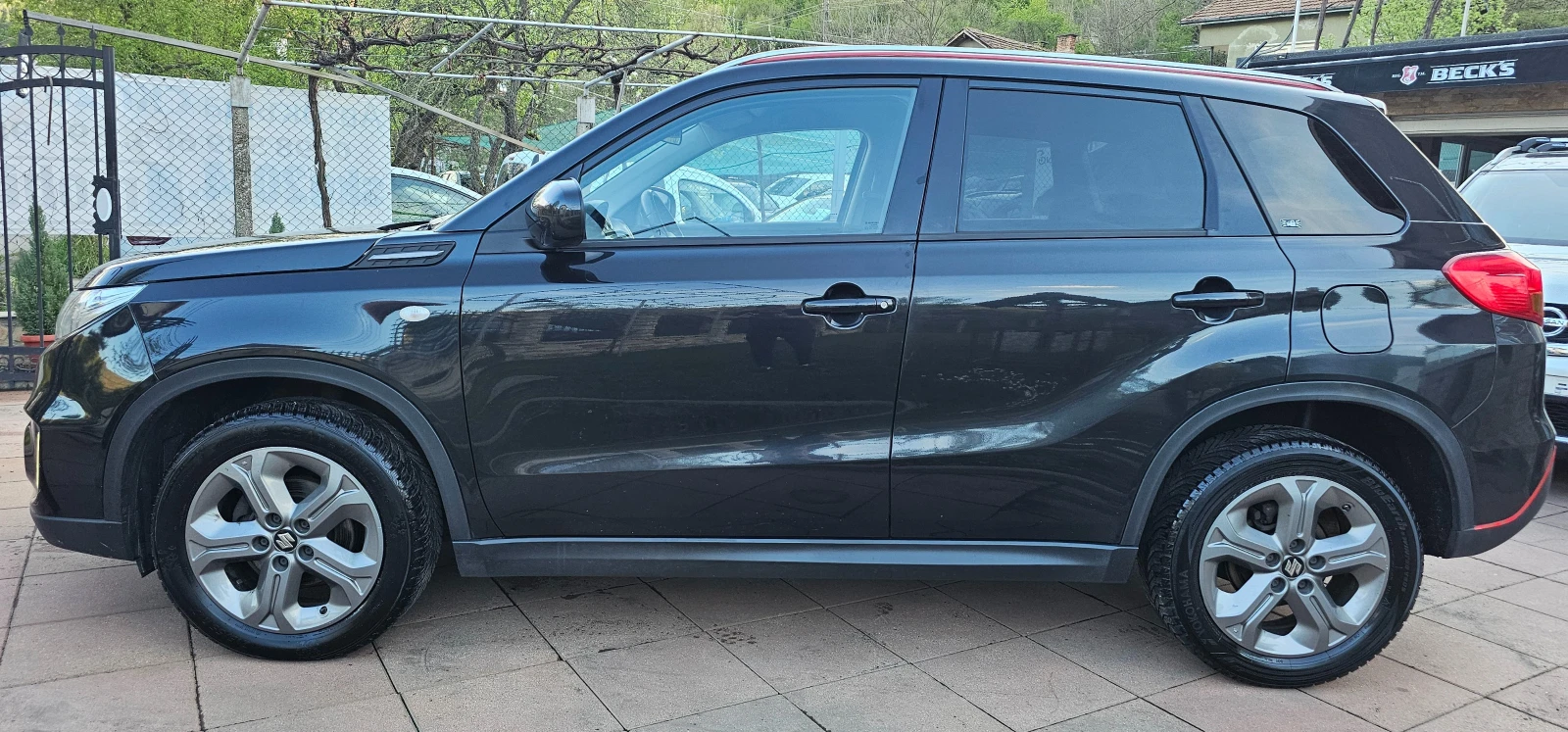 Suzuki Vitara 1.6 DDiS COMFORT ОТЛИЧЕН/ВИСОКО ОБОРУДВАНЕ - изображение 7
