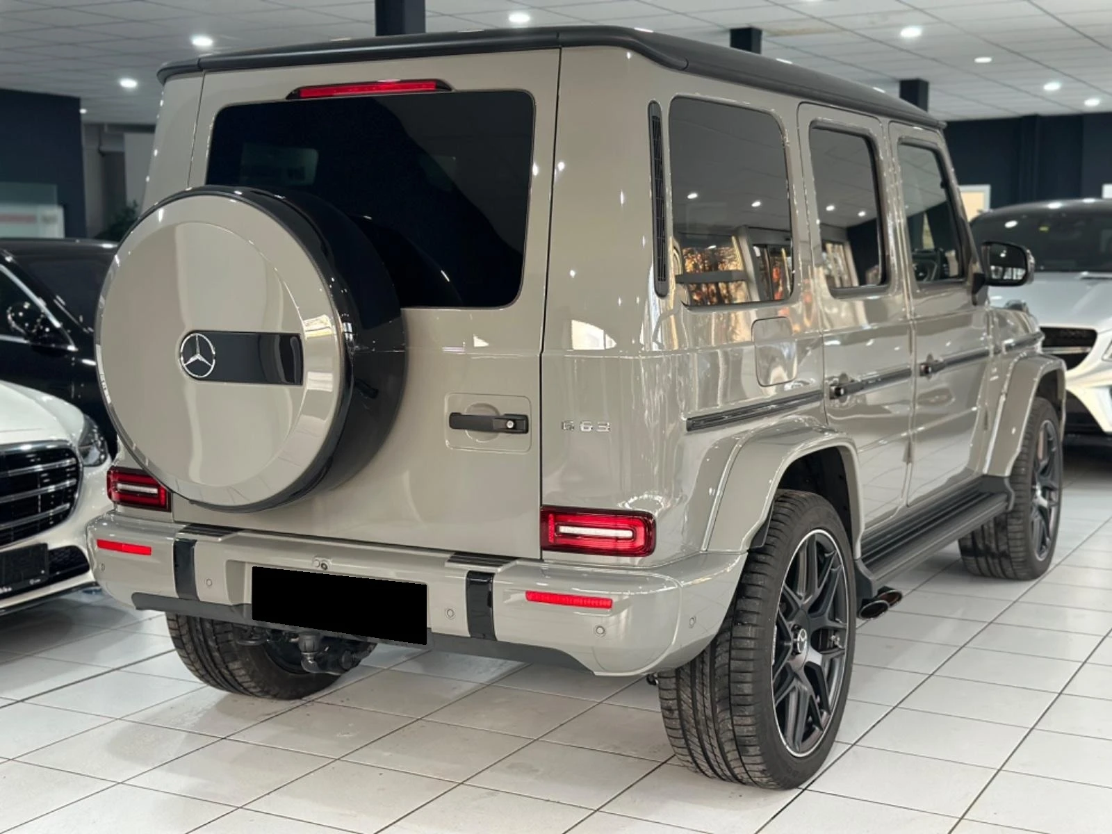 Mercedes-Benz G 63 AMG 4-MATIC FACELIFT AMG-ACTIVE-RIDE BURMESTER NIGHT  - изображение 4