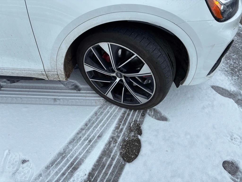 Audi SQ5 2022 Technik * CARFAX *    | Mobile.bg   6