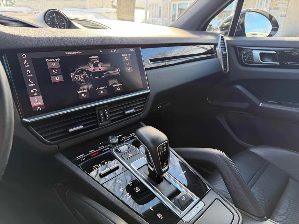 Porsche Cayenne E Hybrid  CARFAX - изображение 9