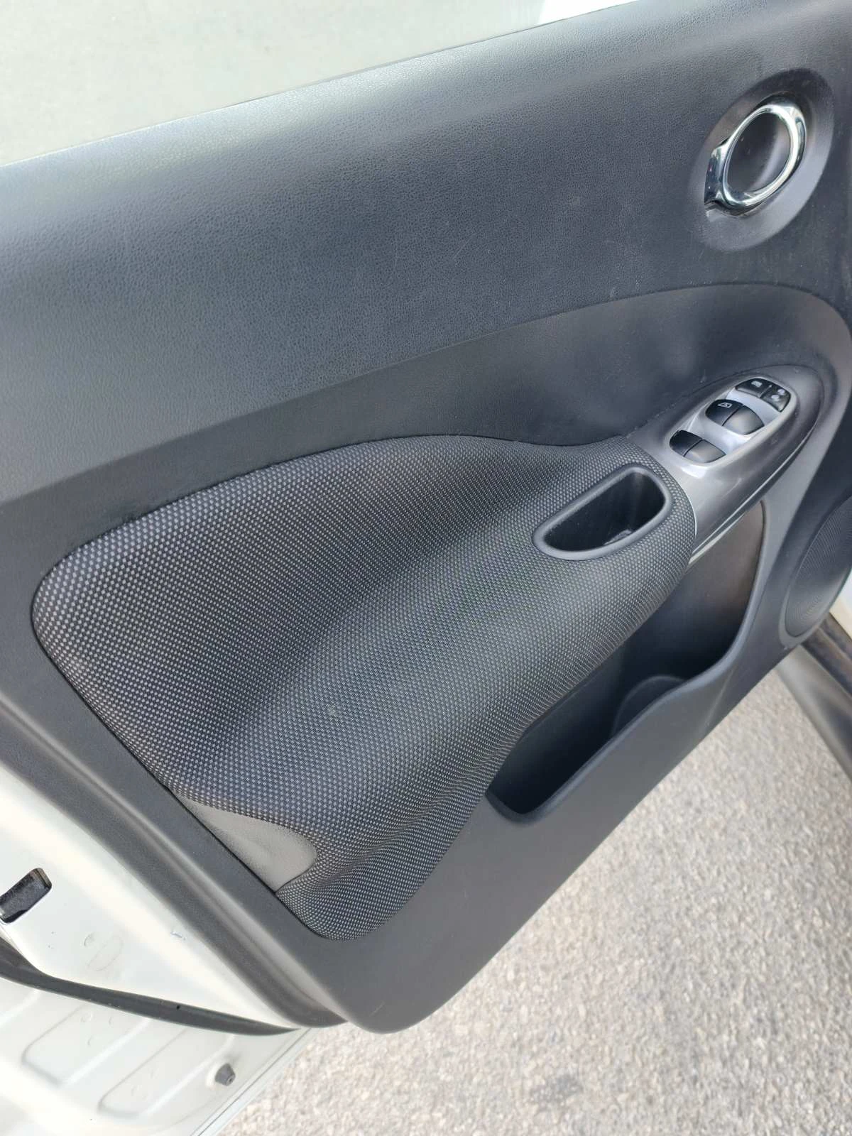 Nissan Juke, снимка 9 - Автомобили и джипове - 53822945