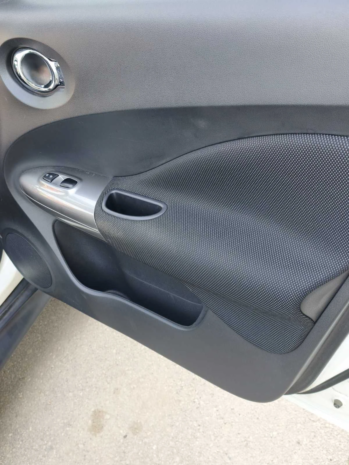 Nissan Juke, снимка 10 - Автомобили и джипове - 53822945