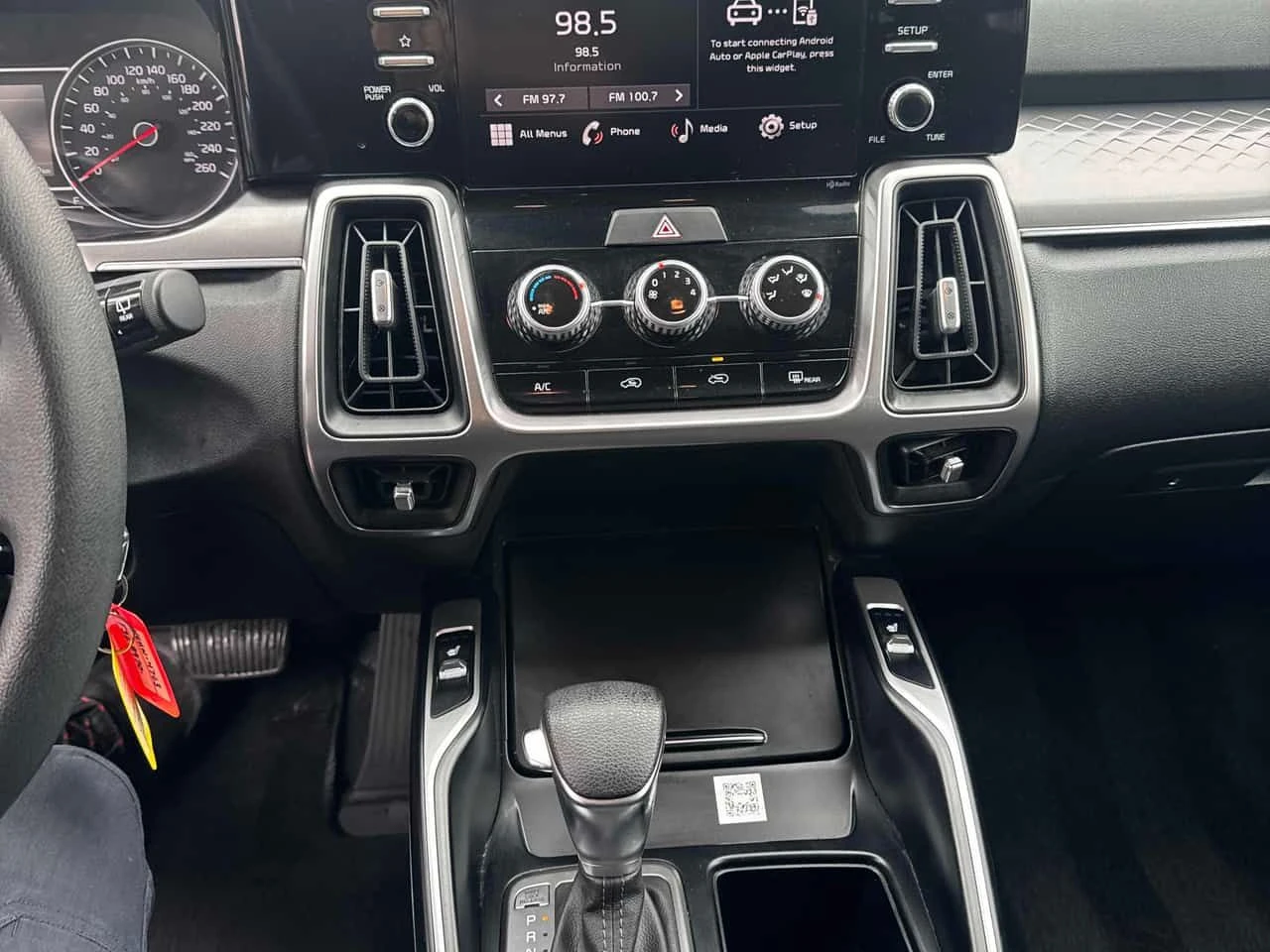 Kia Sorento AWD  CARFAX, снимка 9 - Автомобили и джипове - 54097447