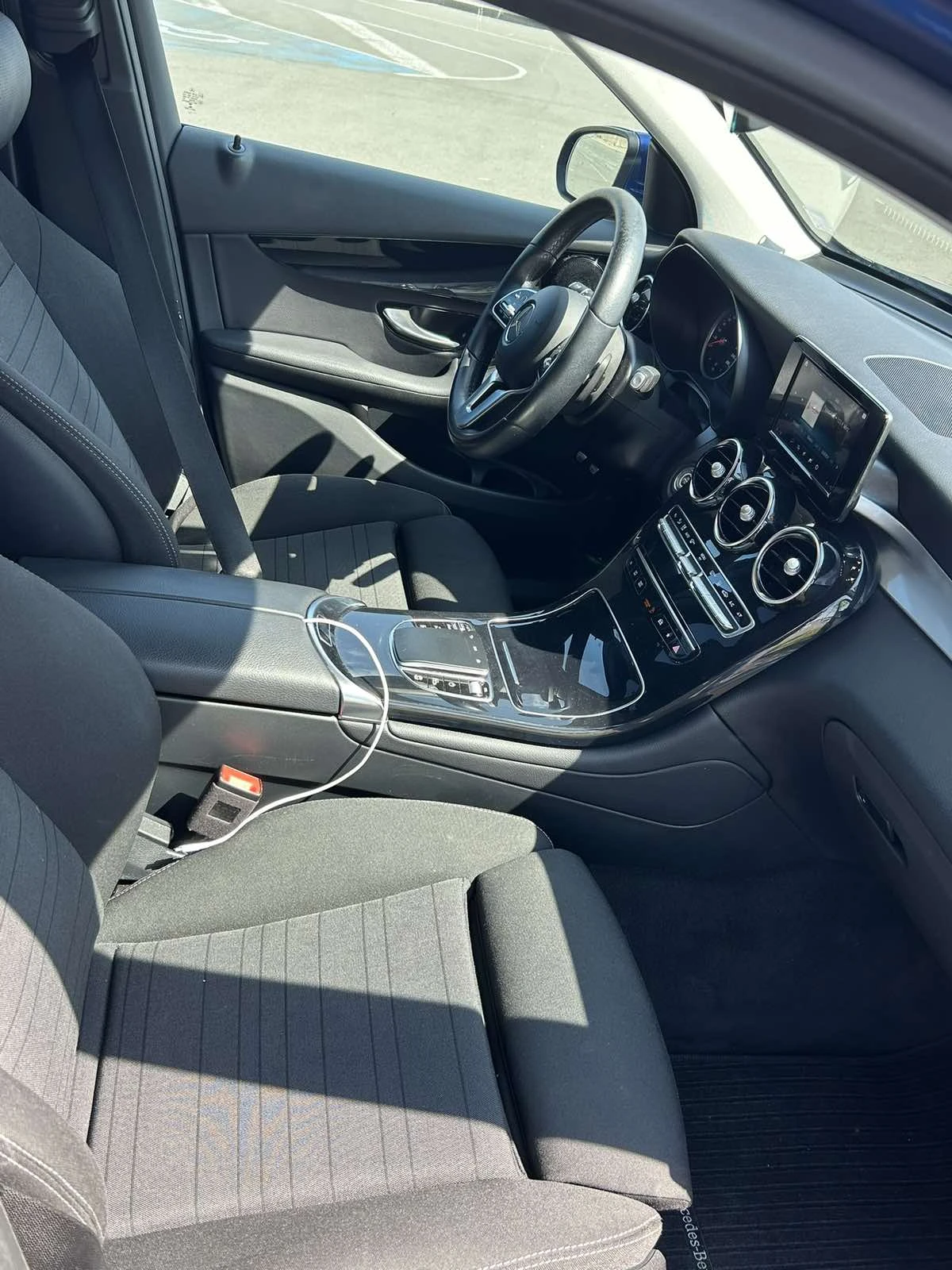 Mercedes-Benz GLC 300 E  4MATIC, снимка 3 - Автомобили и джипове - 54516061