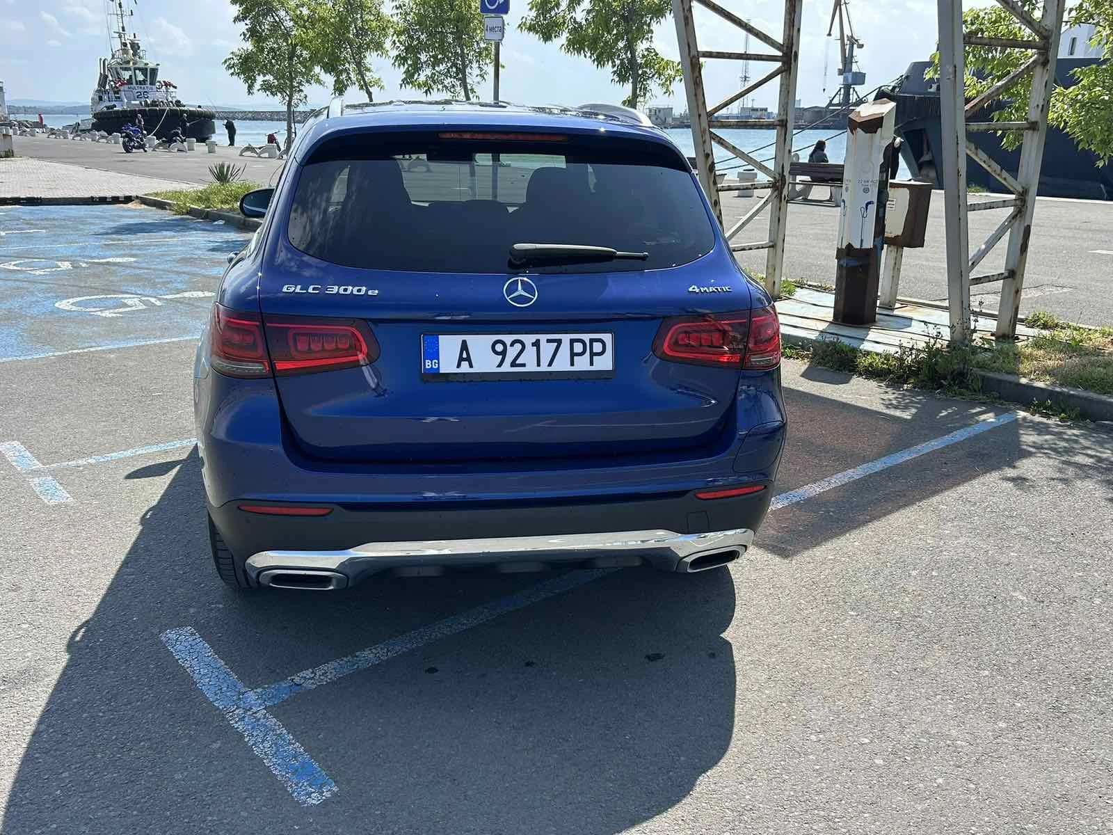 Mercedes-Benz GLC 300 E  4MATIC, снимка 10 - Автомобили и джипове - 54516061