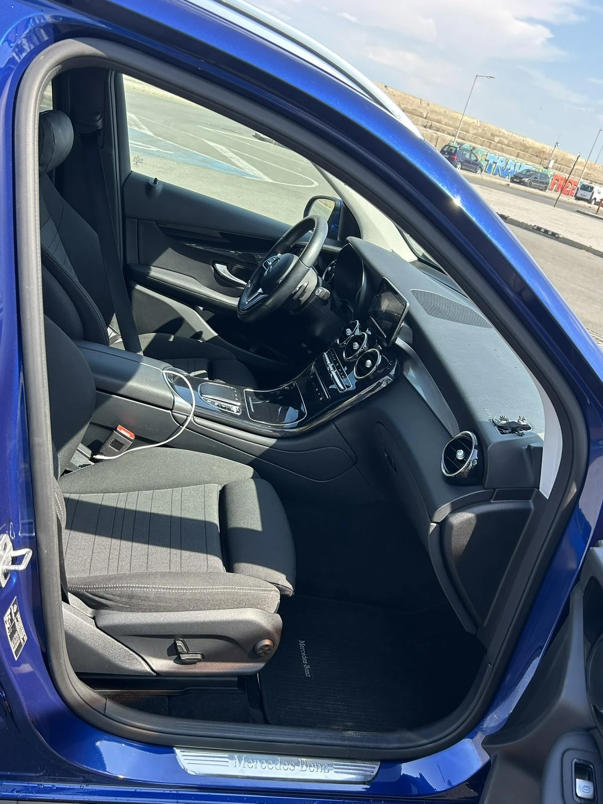Mercedes-Benz GLC 300 E  4MATIC, снимка 11 - Автомобили и джипове - 54516061