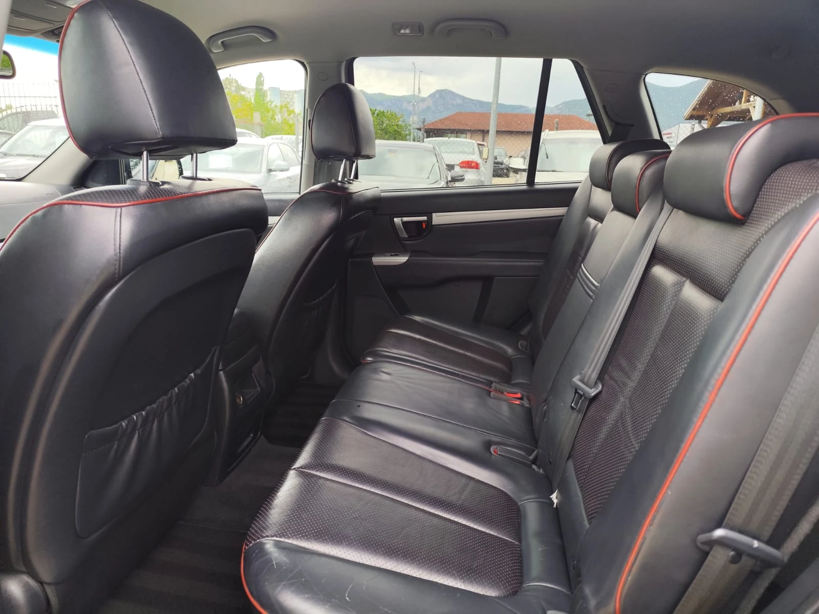 Hyundai Santa fe 2.2 дизел 4х4, снимка 13 - Автомобили и джипове - 54565077