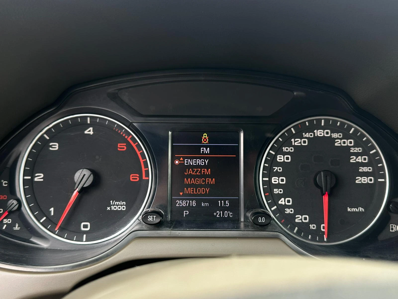 Audi Q5 / 3.0 TDI / 239 HP / QUATTRO / TOP /  | Mobile.bg � ����������� 15