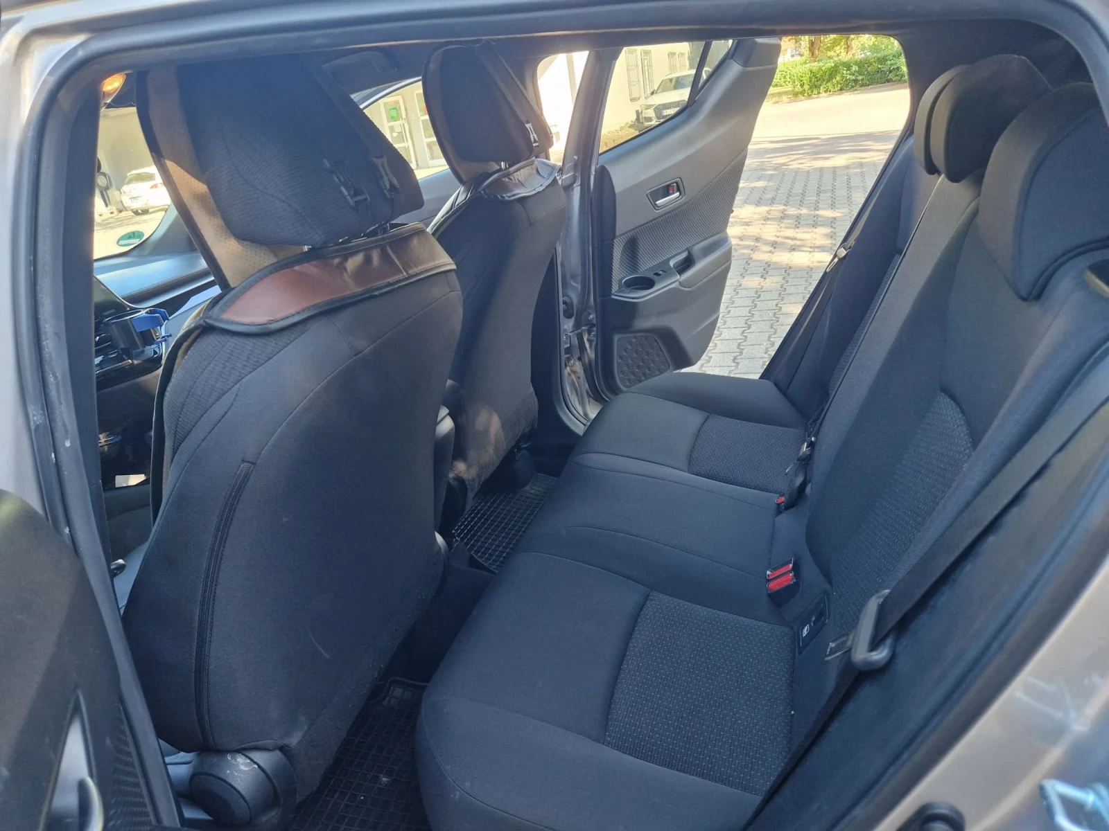 Toyota C-HR, снимка 9 - Автомобили и джипове - 55044097