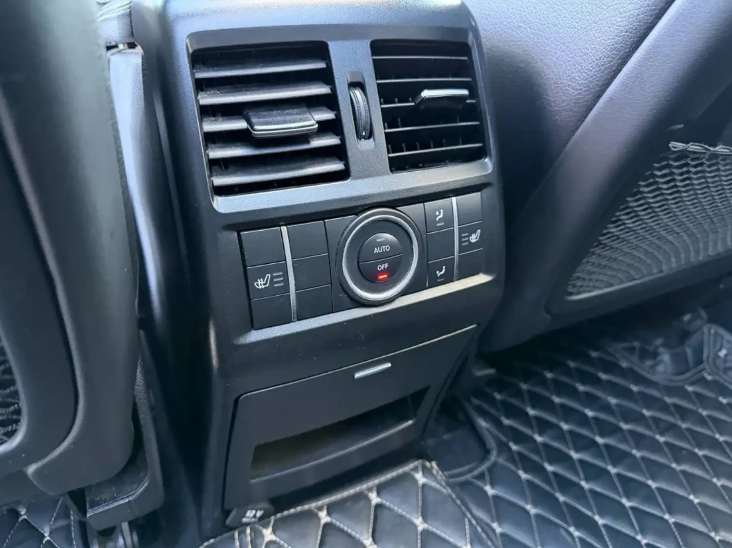 Mercedes-Benz GLE 43 AMG 4MATIC, снимка 16 - Автомобили и джипове - 55308182