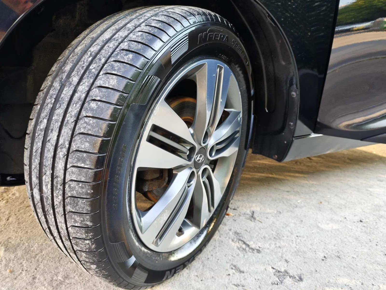 Hyundai IX35 2.0 CRDI Xpossible Автомат, снимка 14 - Автомобили и джипове - 55609799