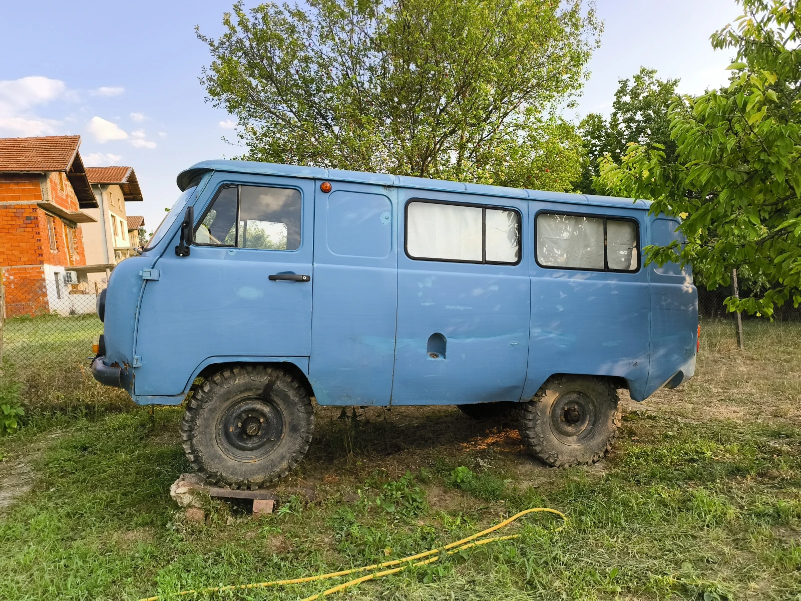 Uaz 452, снимка 2 - Автомобили и джипове - 55709516