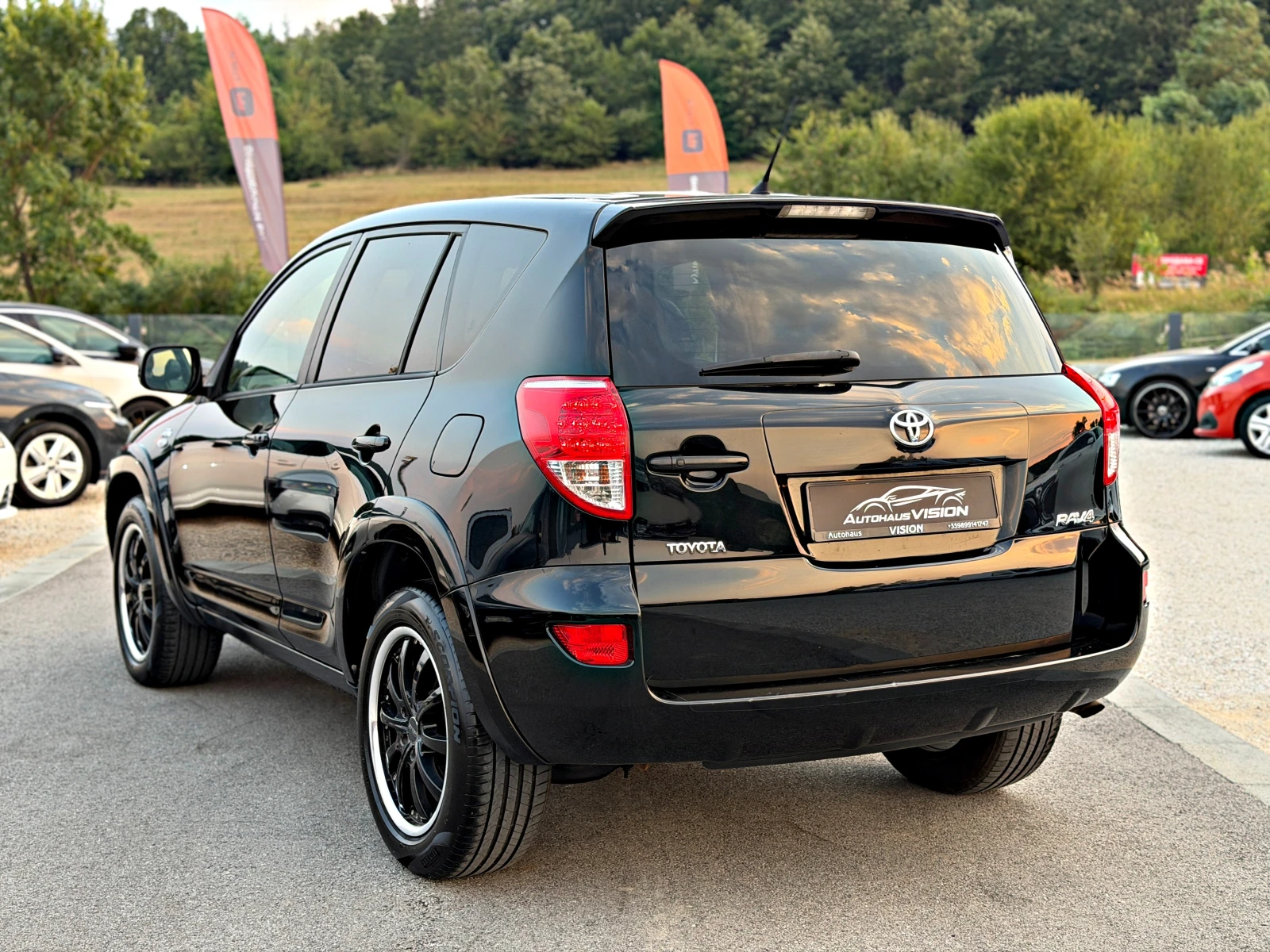 Toyota Rav4 4X4 Подгрев Нави Keyless, снимка 4 - Автомобили и джипове - 55717171