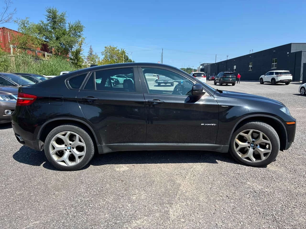BMW X6 * 50i* CARFAX* АВТОКРЕДИТ БЕЗ ПЪРВОНАЧАЛНА ВНОСКА*, снимка 3 - Автомобили и джипове - 55768562
