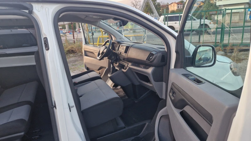 Opel Vivaro 2.0d LONG 8+ 1, снимка 10 - Бусове и автобуси - 47651395