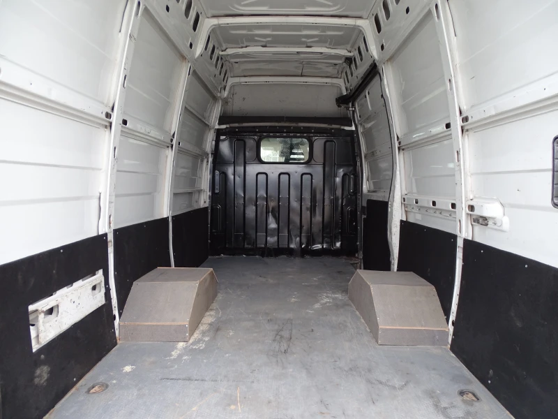 Iveco 35c15 3.0 HPI  КАТ. * Б* , снимка 8 - Бусове и автобуси - 53476680