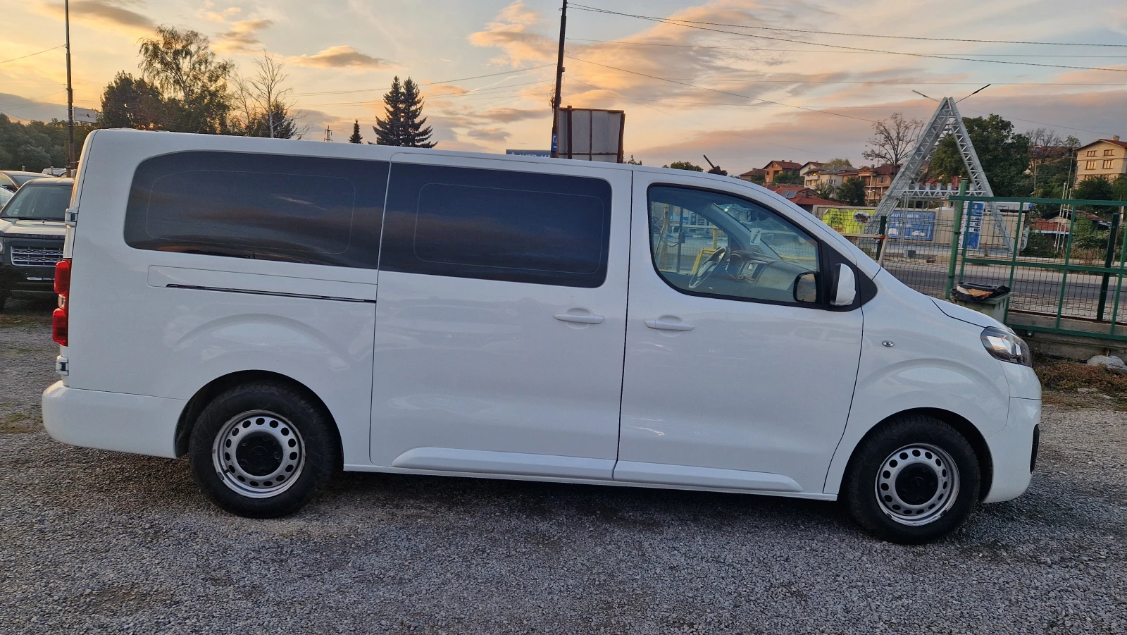 Opel Vivaro 2.0d LONG 8+ 1 - изображение 7