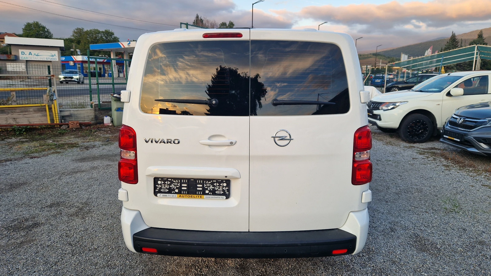 Opel Vivaro 2.0d LONG 8+ 1 - изображение 8