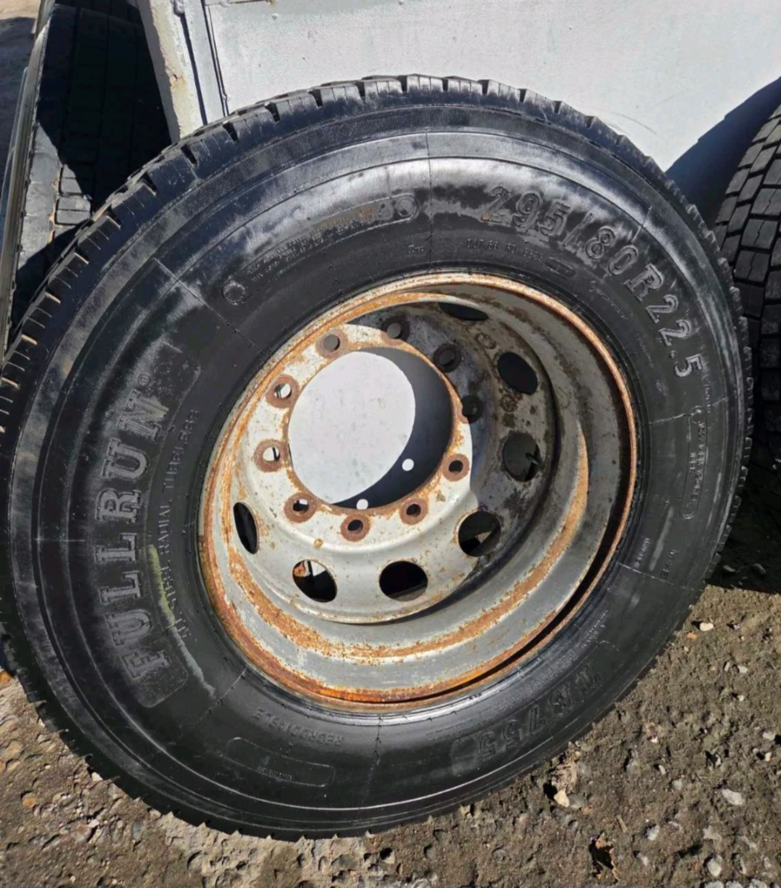 Mercedes-Benz Tourismo Гуми със Джанти и без - изображение 6