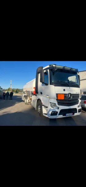 ����� �� �������� �� Mercedes-Benz 2544 2545