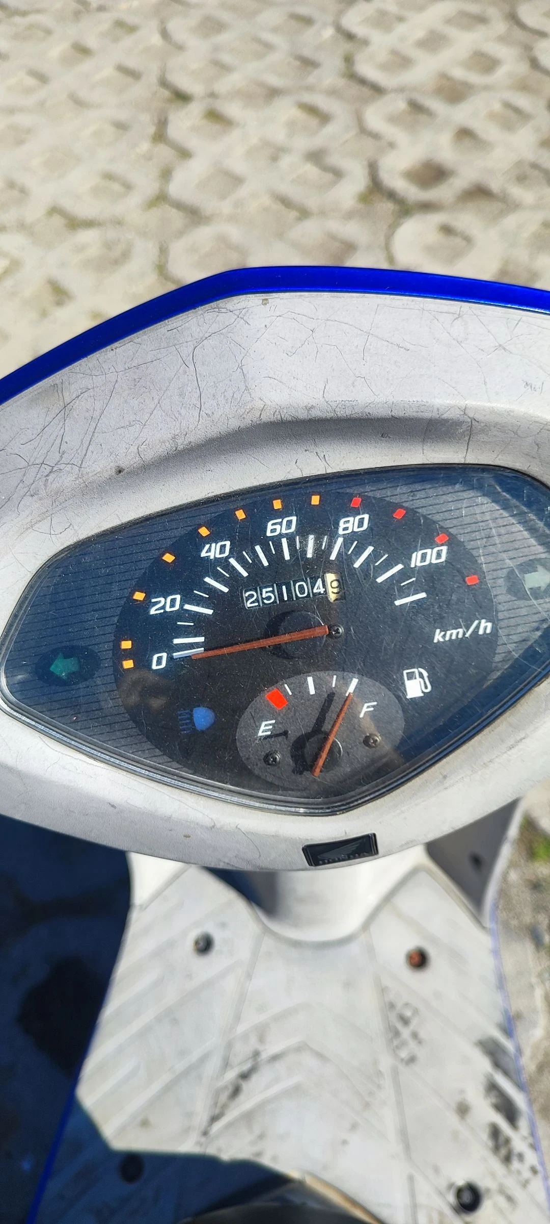 Honda Lead 100 - изображение 4