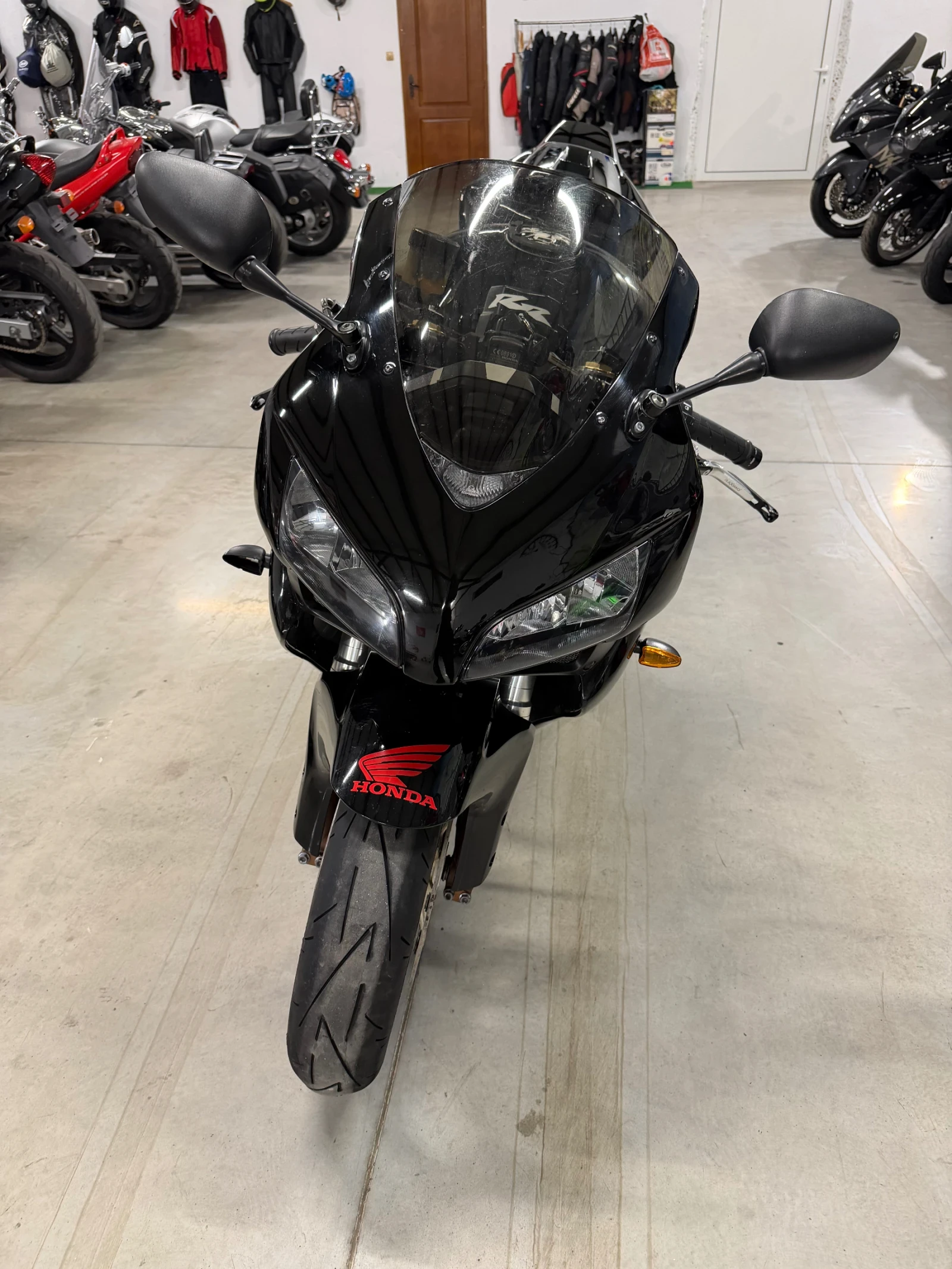 Honda Cbr 1000RR SC57 - изображение 3