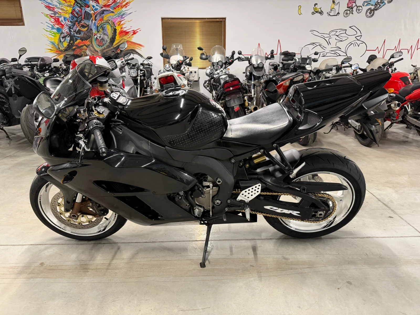 Honda Cbr 1000RR SC57 - изображение 5