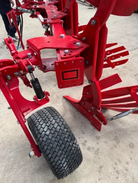  UNLU 16 | Mobile.bg    4