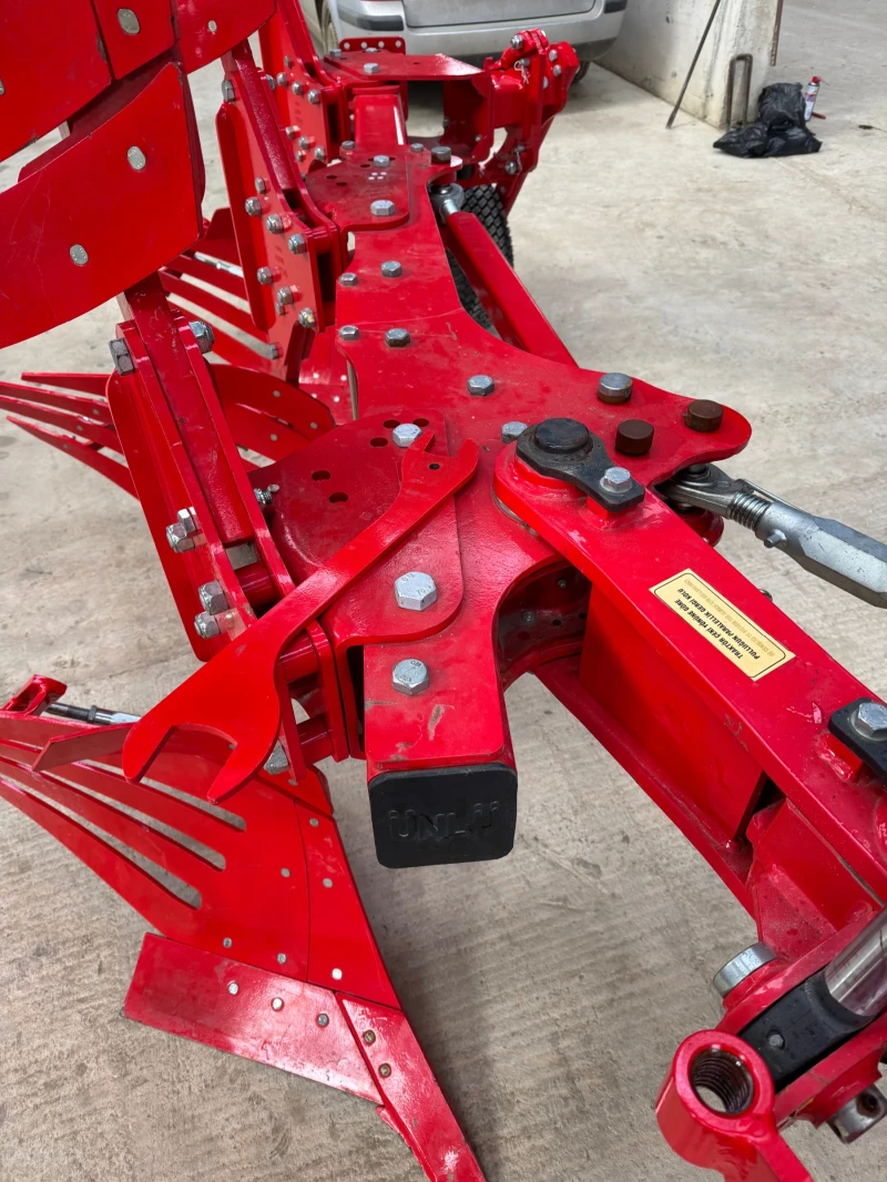 Плуг UNLU 16, снимка 6 - Селскостопанска техника - 52663575