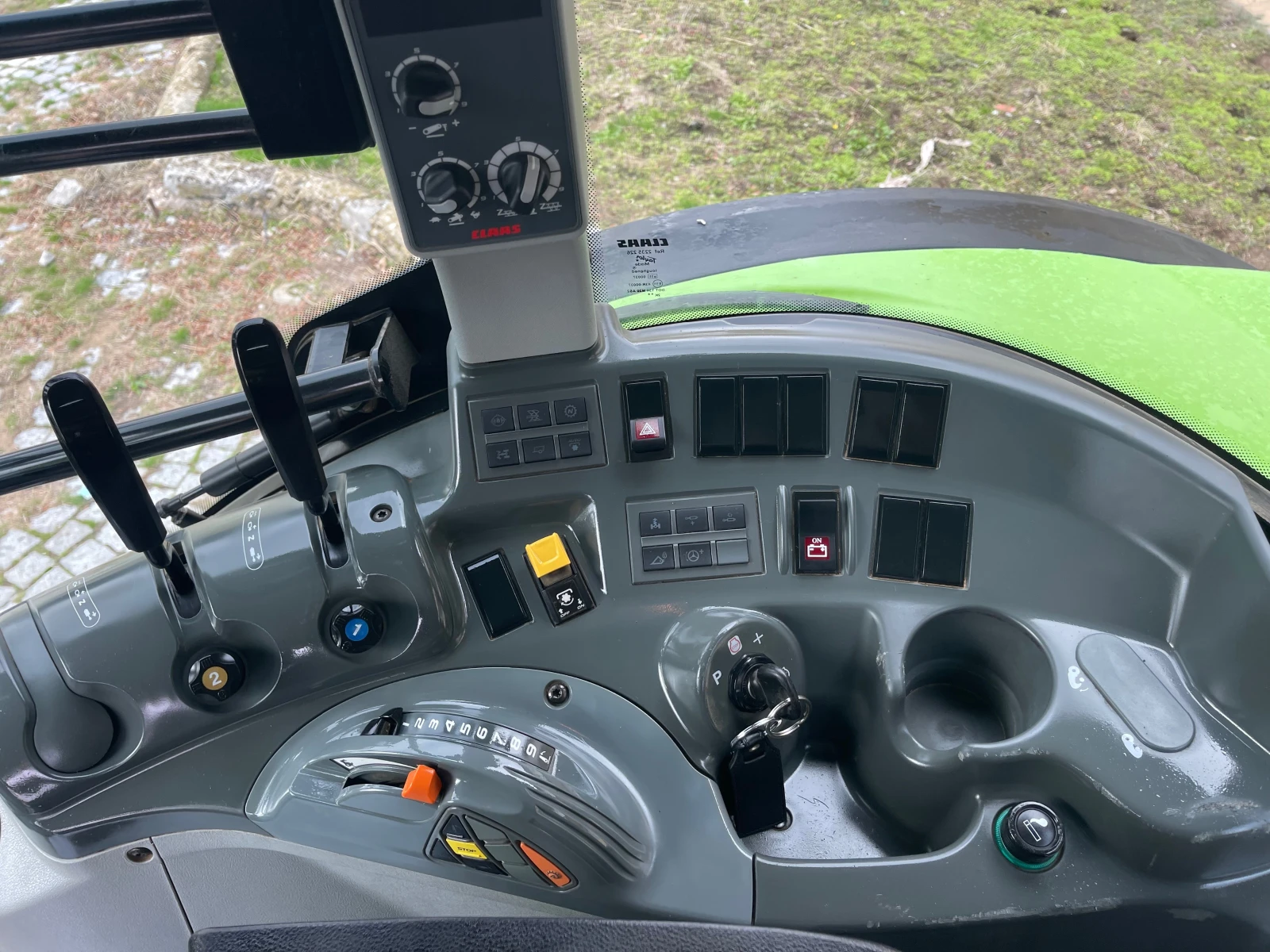  Claas ARION 420   CLAAS  | Mobile.bg   15