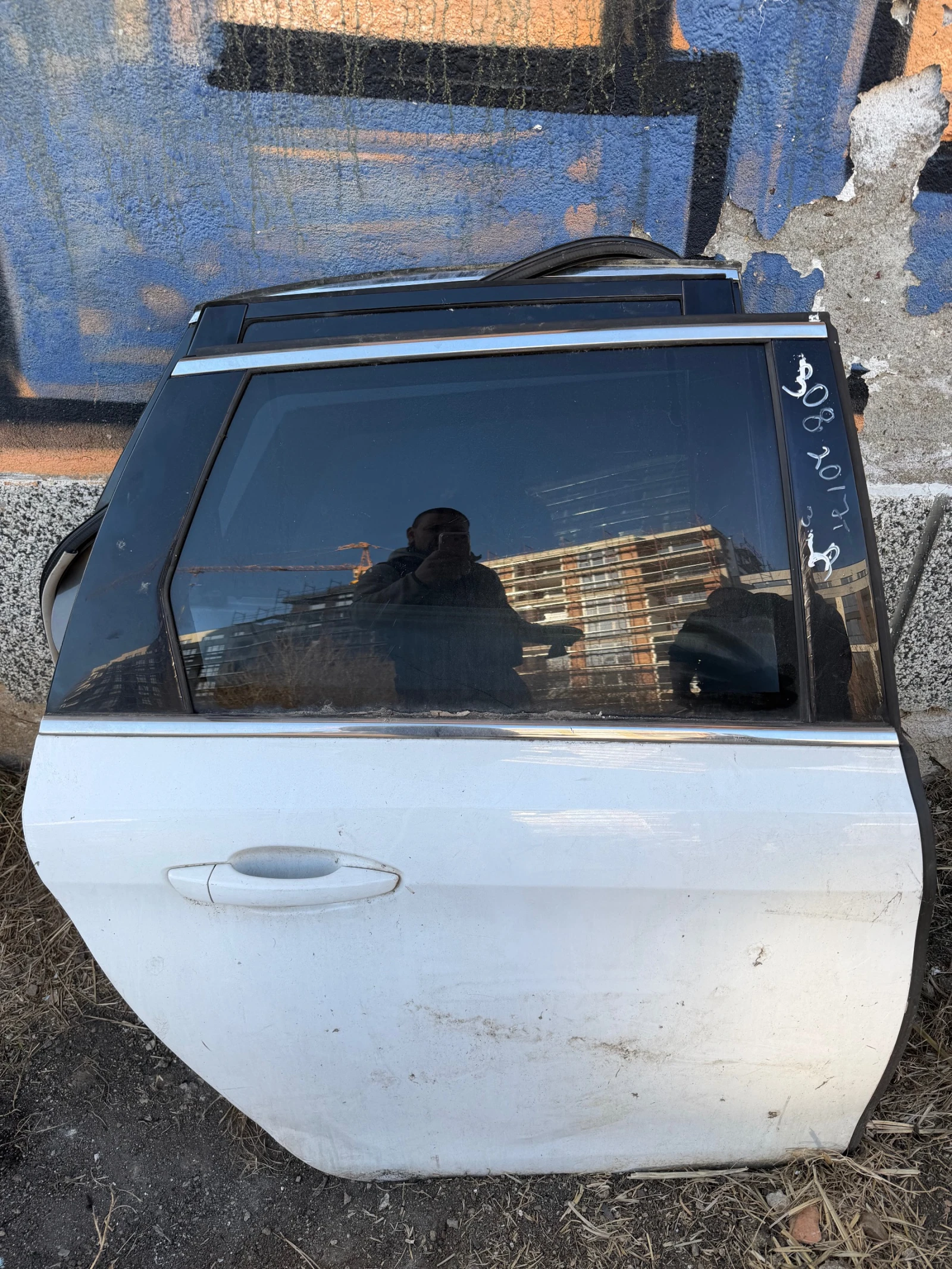 Peogeot 308SW T9 2017г задна дясна врата оборудвана