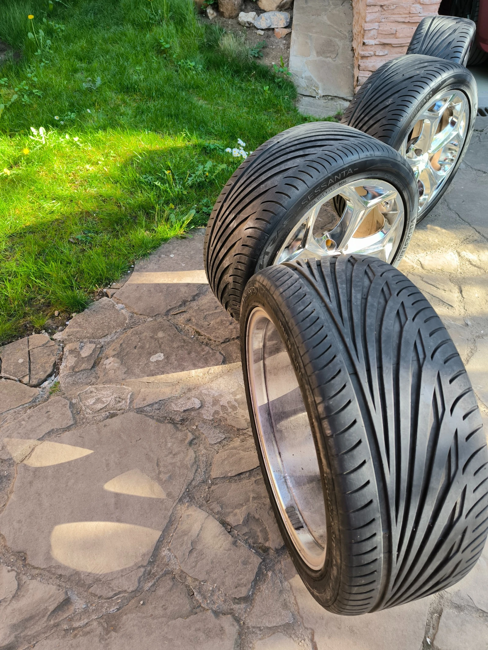 Гуми с джанти Vredestein 245/40R18, снимка 15 - Гуми и джанти - 54390875