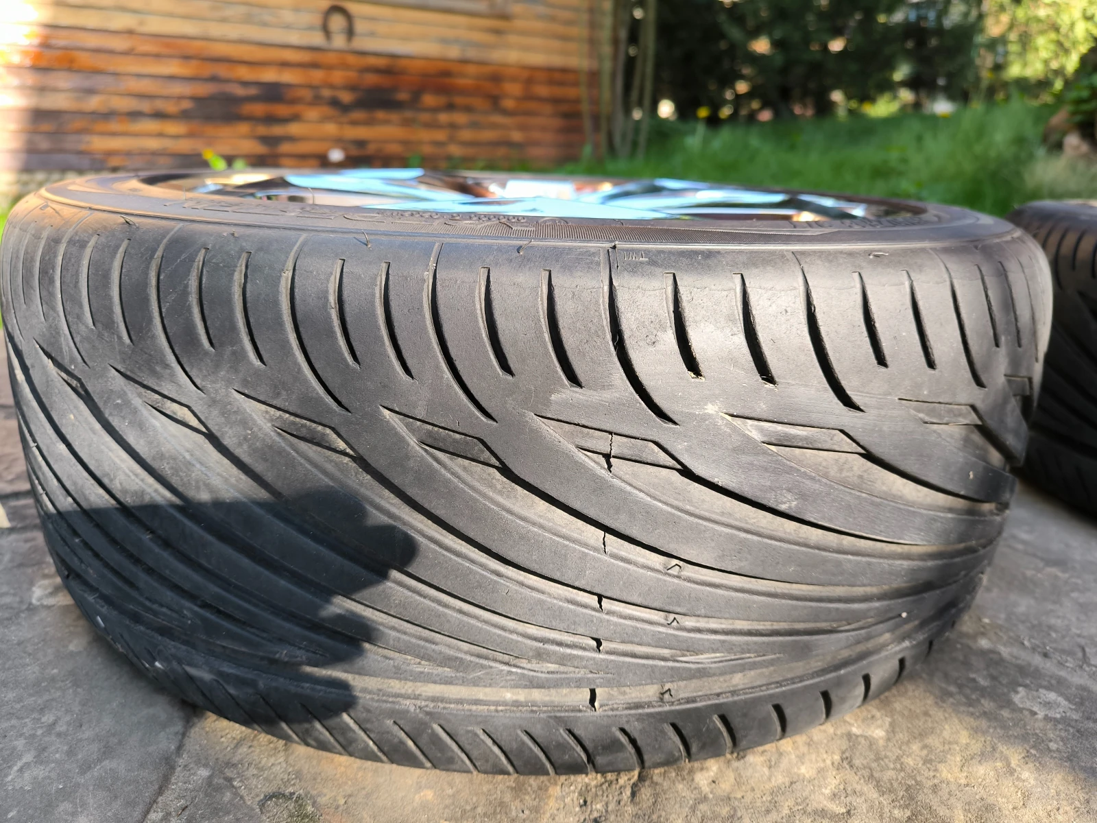 Гуми с джанти Vredestein 245/40R18, снимка 9 - Гуми и джанти - 54390875
