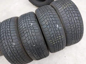 Гуми Зимни 215/55R17, снимка 2 - Гуми и джанти - 44894629