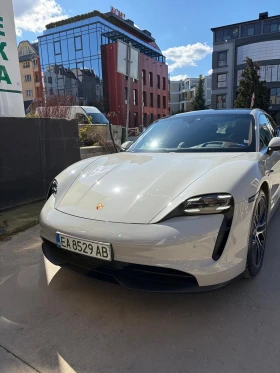 Porsche Taycan, снимка 1