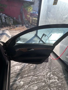 Mercedes-Benz E 320, снимка 7