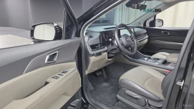 Kia Carnival * 2.2d* PRESTIGE* КОЖА* ПОДГРЕВ* ОБДУХВАНЕ* КАМЕРА, снимка 10
